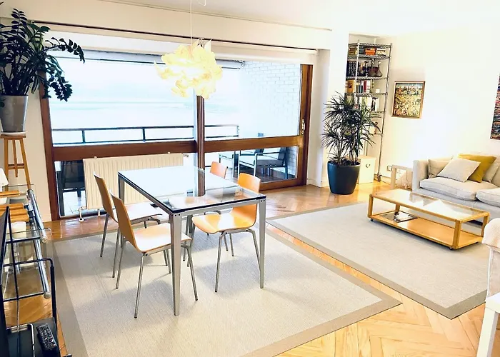 Iturrain By Smiling Hondarribia